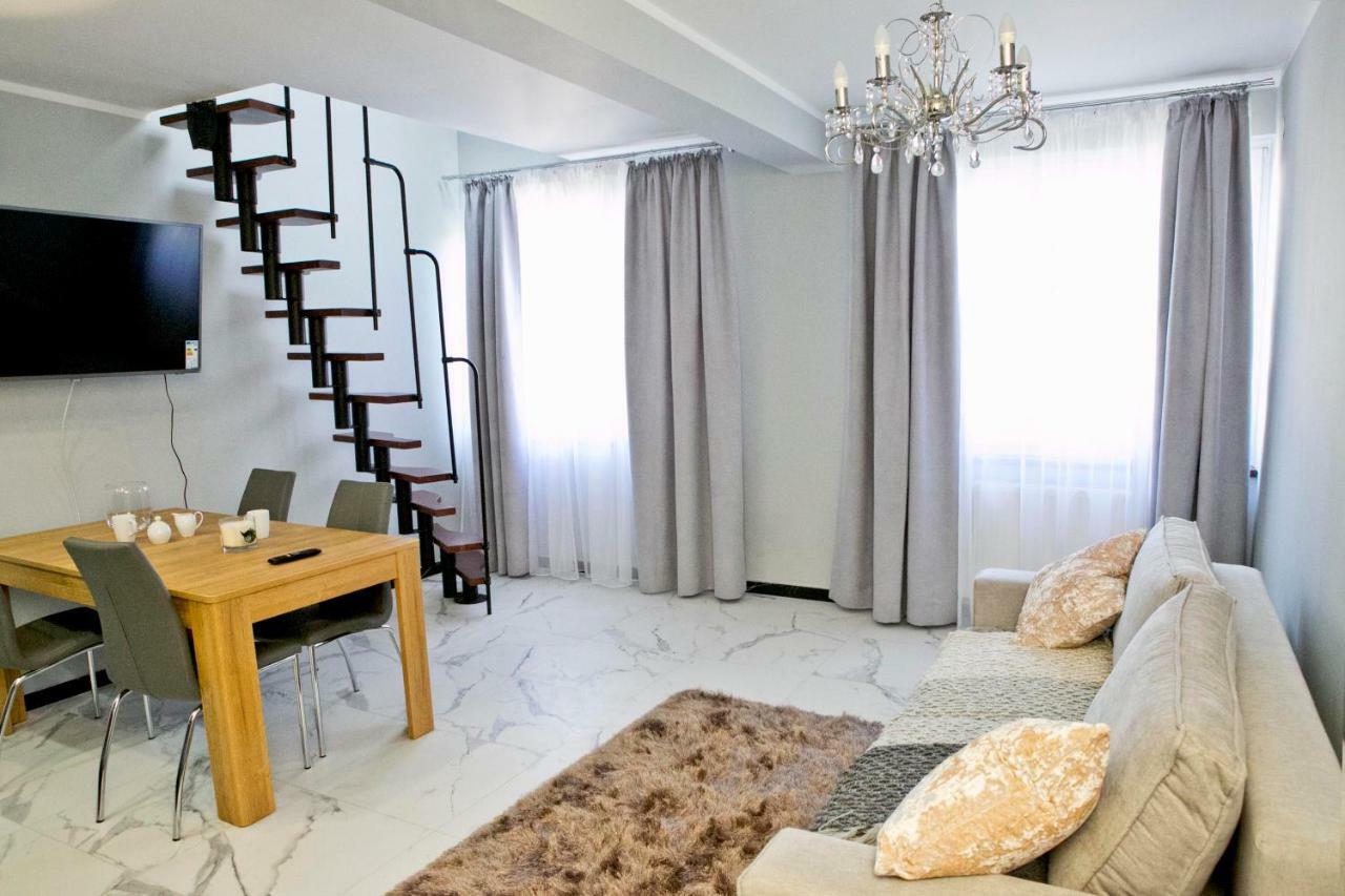 Apartamento Elegant Center Pawlikowskiego 8 *