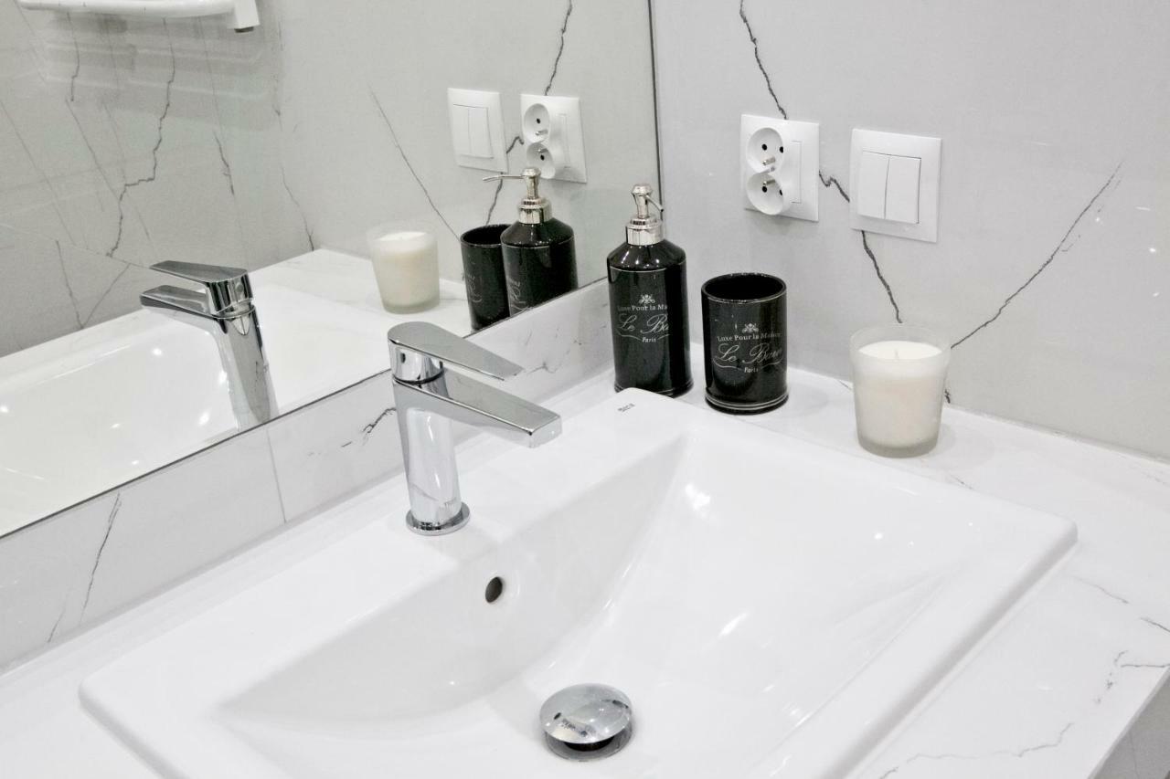 Apartamento Elegant Center Pawlikowskiego 8 *